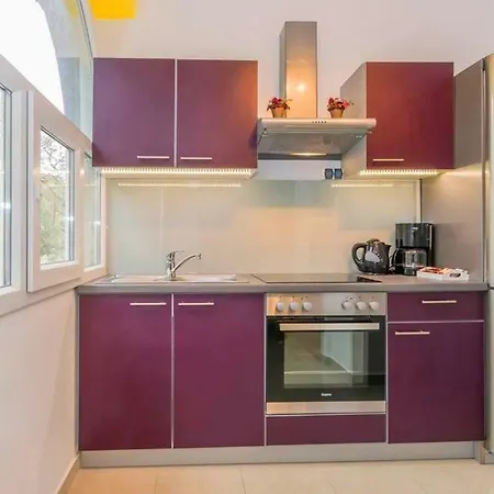 דירה Violet Sea Breeze *